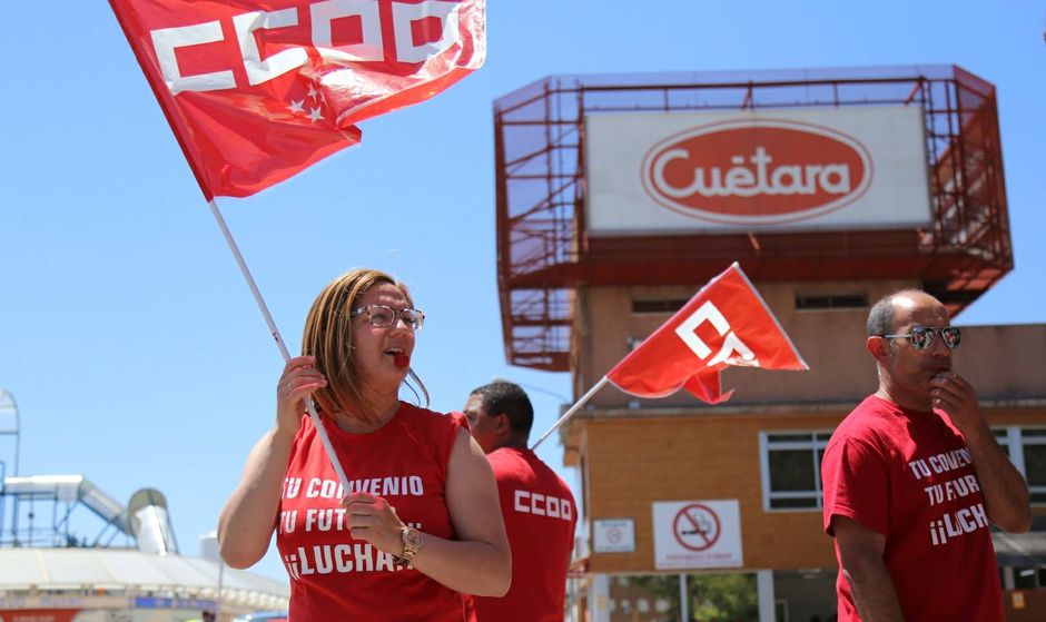 Protesta de la plantilla de Cutara en Villarejo de Salvans