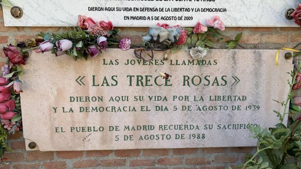 El feminicidio de las trece rosas