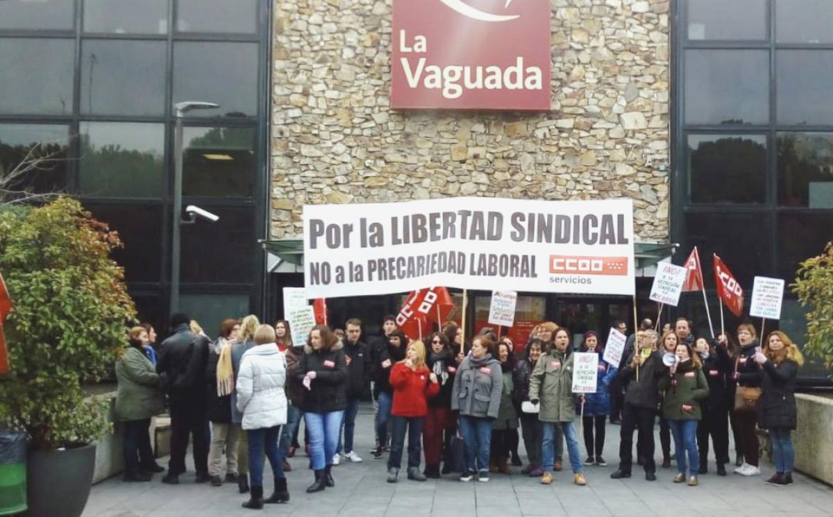 Concentracin contra la represin sindical en Alcampo